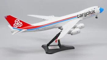 ماکت هواپیما بویینگ 747/8F Cargolux جیسی وینگز (3)