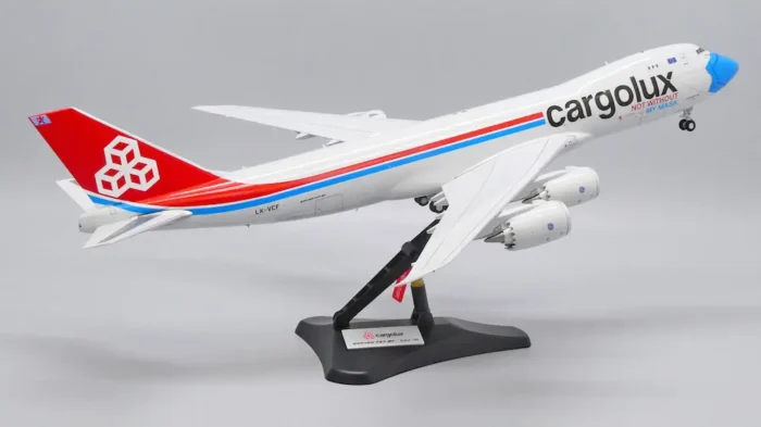 ماکت هواپیما بویینگ 747/8F Cargolux جیسی وینگز (3)