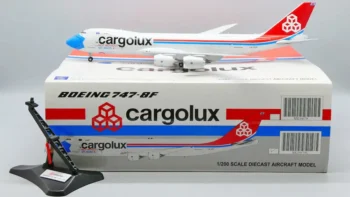 ماکت هواپیما بویینگ 747/8F Cargolux جیسی وینگز (1)ماکت هواپیما بویینگ 747/8F Cargolux جیسی وینگز (4)