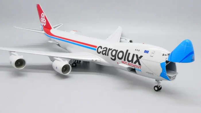 ماکت هواپیما بویینگ 747/8F Cargolux جیسی وینگز (5)