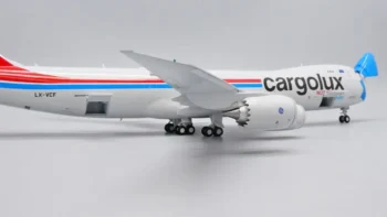 ماکت هواپیما بویینگ 747/8F Cargolux جیسی وینگز (8)