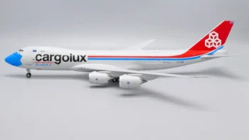 ماکت هواپیما بویینگ 747/8F Cargolux جیسی وینگز (9)