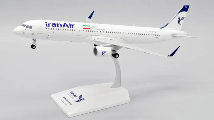 ماکت هواپیما ایرباس A321 هواپیمایی ایران ایر (2)