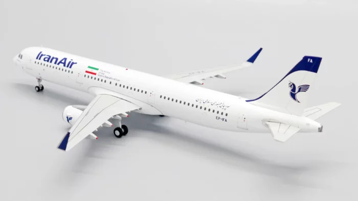 ماکت هواپیما ایرباس A321 هواپیمایی ایران ایر (8)