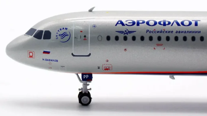 ماکت هواپیما ایرباس A321neo Aeroflot (3)