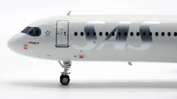 ماکت هواپیما ایرباس A321neo SAS (2)