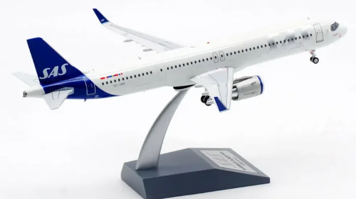 ماکت هواپیما ایرباس A321neo SAS (5)