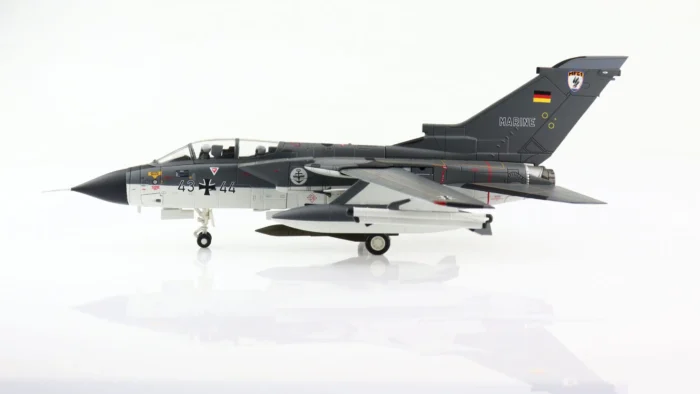 ماکت هواپیما هابی مستر Tornado IDS 43+44 (1)