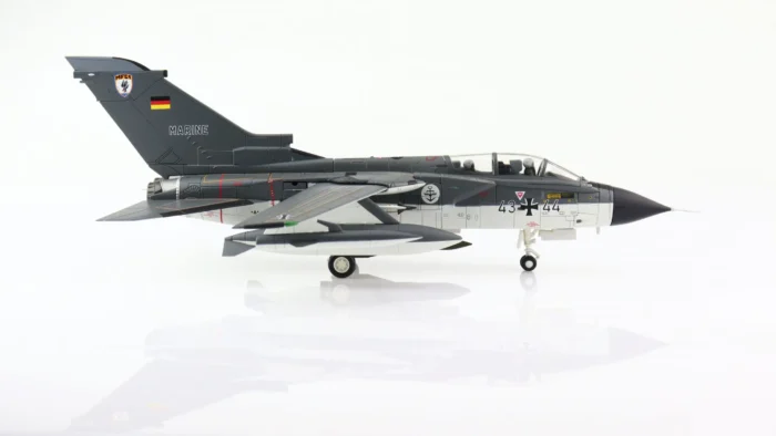ماکت هواپیما هابی مستر Tornado IDS 43+44 (5)