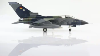ماکت هواپیما هابی مستر Tornado IDS 46+20 (1)