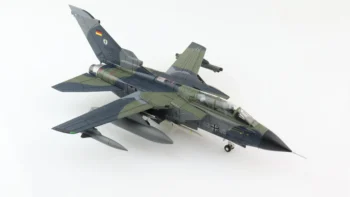 ماکت هواپیما هابی مستر Tornado IDS 46+20 (3)