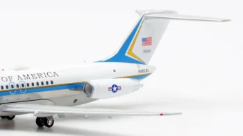ماکت هواپیما داگلاس DC9-32 (VC-9C) نیرو هوایی آمریکا (23)