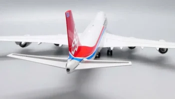 ماکت هواپیما بویینگ ۷۴۷/۸F Cargolux (13)