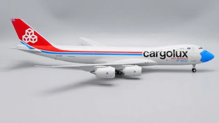 ماکت هواپیما بویینگ ۷۴۷/۸F Cargolux (7)