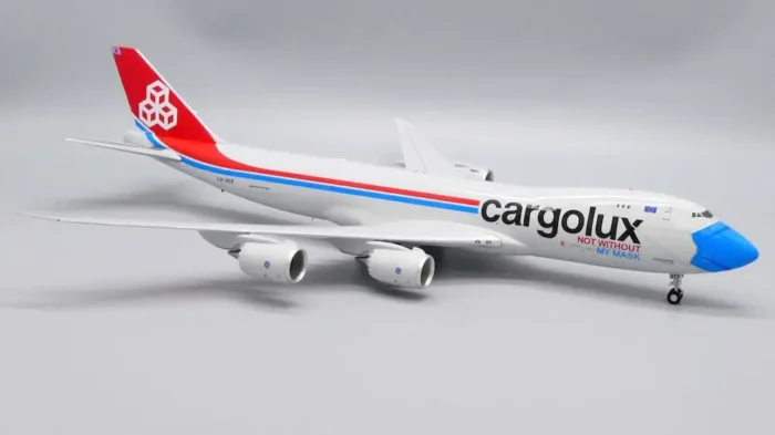 ماکت هواپیما بویینگ ۷۴۷/۸F Cargolux (8)