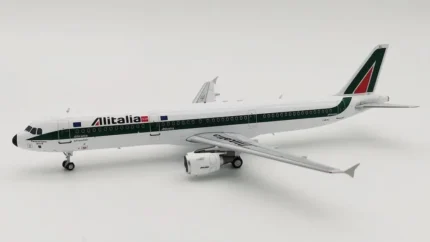 ماکت هواپیما ایرباس A321-112 Alitalia (2)