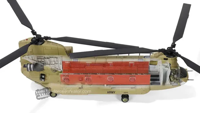 ماکت هلیکوپتر شینوک CH-47F (6)
