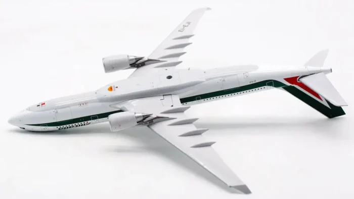 ماکت هواپیما ایرباس A330-200 Alitalia (4)