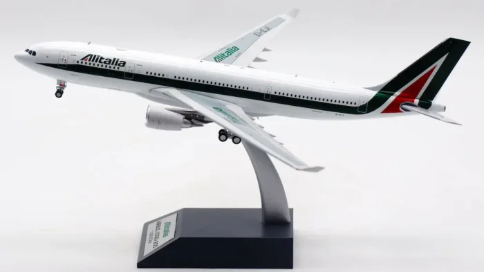 ماکت هواپیما ایرباس A330-200 Alitalia (5)