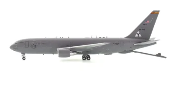 ماکت هواپیما بویینگ KC-46A Pegasus (1)