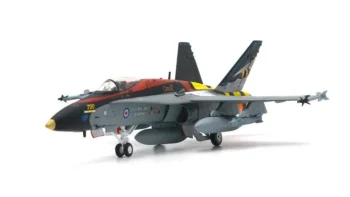 ماکت هواپیما جیسی وینگز CF188A Hornet (4)