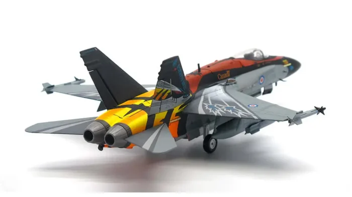 ماکت هواپیما جیسی وینگز CF188A Hornet (7)