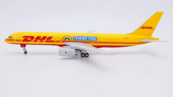 ماکت هواپیما بویینگ 200-757 DHL Air (10)