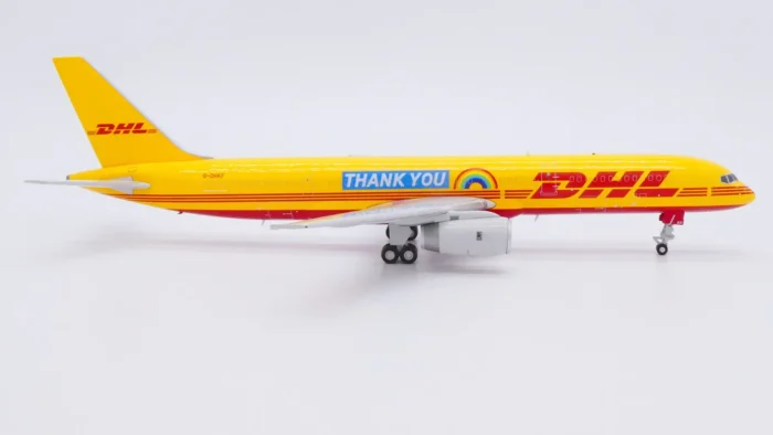 ماکت هواپیما بویینگ 200-757 DHL Air (11)