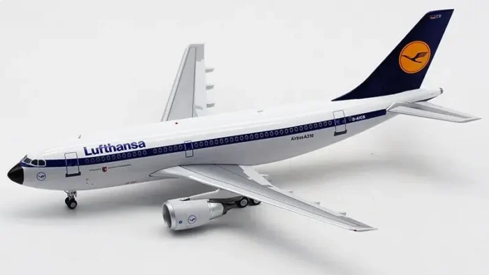 ماکت هواپیما ایرباس A310-221 هواپیمایی لوفت هانزا (2)