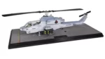 ماکت هلیکوپتر کبری Bell AH-1W (11)