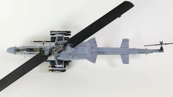 ماکت هلیکوپتر کبری Bell AH-1W نیرو هوایی افغانستان (2)