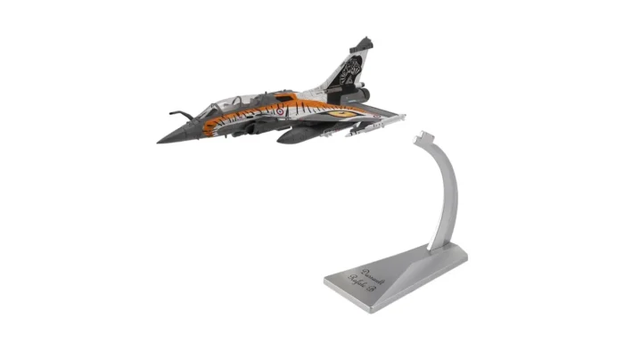 ماکت هواپیما جنگنده Dassault Rafale B Arctic Tiger (1)