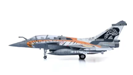 ماکت هواپیما جنگنده Dassault Rafale B Arctic Tiger (8)
