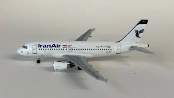 ماکت هواپیما ایرباس Airbus A319 EP-IEP ایران ایر (2)