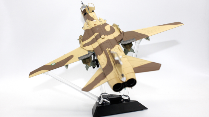 ماکت هواپیما سوخو 24 Su-24MK Fencer-D نیروی هوایی ایران (1)