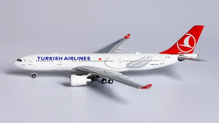 ماکت هواپیما ایرباس A330-200 هواپیمایی ترکیه (2)