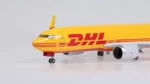 ماکت هواپیما بویینگ 737 DHL دی اچ ال 47 سانتی (4)