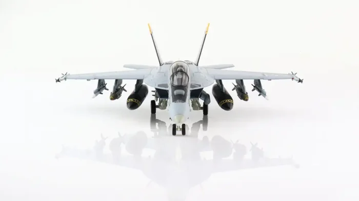 ماکت هواپیما جنگنده اف 18 F/A-18F USS Truman (7)