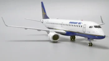 ماکت هواپیما Embraer 190 مدل House Colors (13)