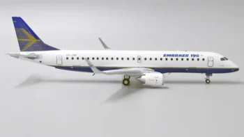 ماکت هواپیما Embraer 190 مدل House Colors (8)
