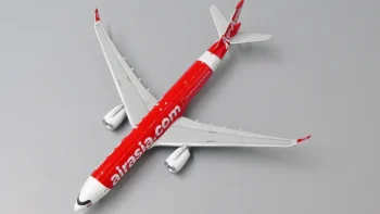 ماکت هواپیما ایرباس A330-900neo هواپیمایی AirAsia (2)