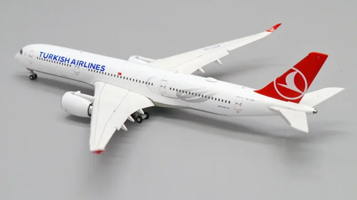 ماکت هواپیما ایرباس A350-900 ترکیش ایرلاین (11)