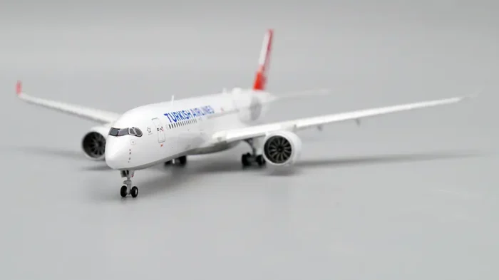 ماکت هواپیما ایرباس A350-900 ترکیش ایرلاین (5)