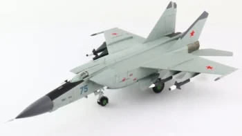 ماکت هواپیما جنگی میگ MIG-25PD نیروی هوایی شوروی (1)