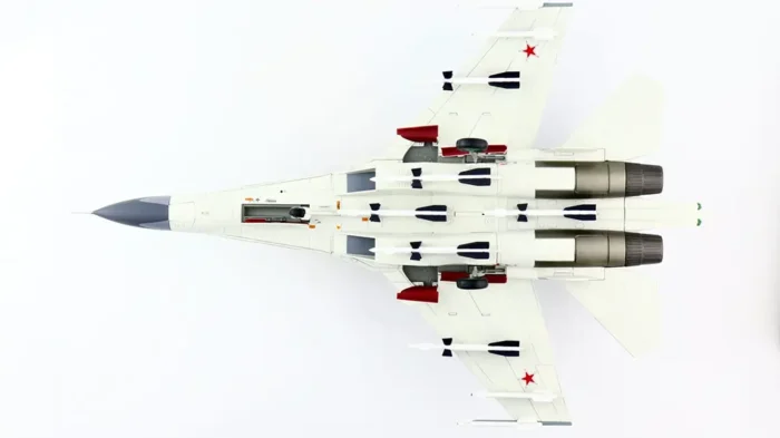 ماکت هواپیما سوخو Su-27SKM Blue 305 (3)