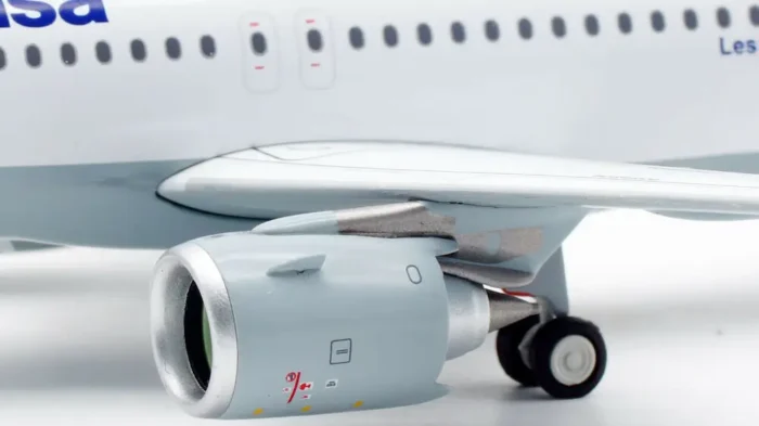 ماکت هواپیما ایرباس A320neo لوفتهانزا (3)