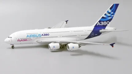 ماکت هواپیما مسافربری ایرباس A380 (7)