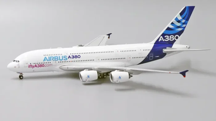 ماکت هواپیما مسافربری ایرباس A380 (7)