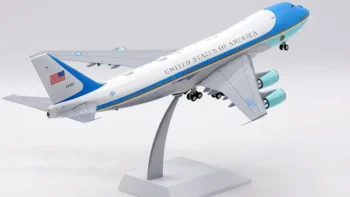 ماکت هواپیما بویینگ 747 نیروی هوایی آمریکا VC-25A (2)