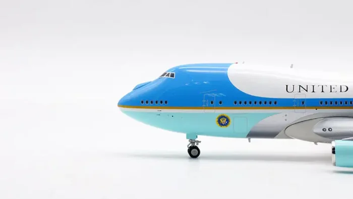 ماکت هواپیما بویینگ 747 نیروی هوایی آمریکا VC-25A (8)